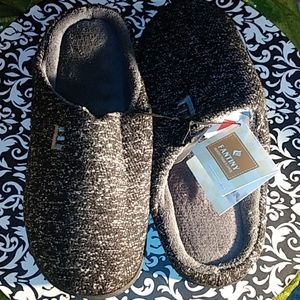 House shoes. Us 11/12 sz